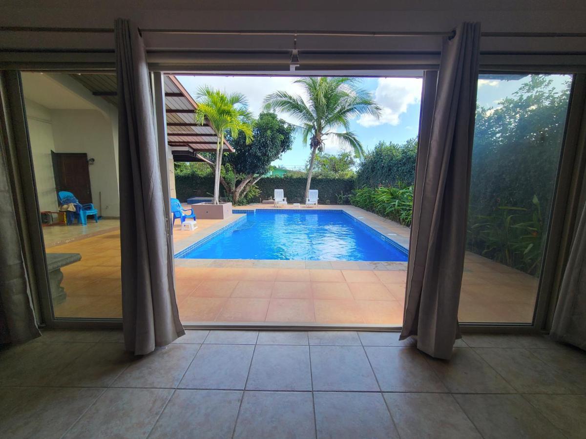 Hotel Pool House With Shared Pool Access David Exterior foto